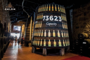 Porto : Caveau Cálem avec dégustation de chocolat, de fromage et de vin