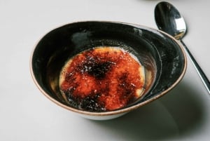 Porto: Visita à adega da Fonseca e espetáculo de fado com jantar opcional