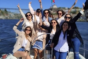 Porto: Charmant Vrijgezellenfeest op een zeilboot met drankjes