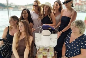 Porto: Charmant Vrijgezellenfeest op een zeilboot met drankjes