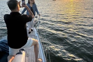 Porto : charmante croisière en voilier avec vin de Porto, option coucher de soleil