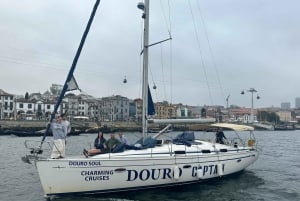 Porto : charmante croisière en voilier avec vin de Porto, option coucher de soleil