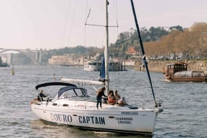Porto : charmante croisière en voilier avec vin de Porto, option coucher de soleil