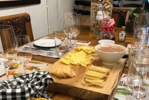Oporto: Degustación de Queso y Vino de Oporto en un Lugar Único