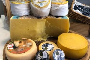 Oporto: Degustación de Queso y Vino de Oporto en un Lugar Único