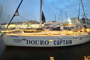 ポルト：ドウロ川の豪華客船でのクリスマス・クルーズとワイン・テイスティング