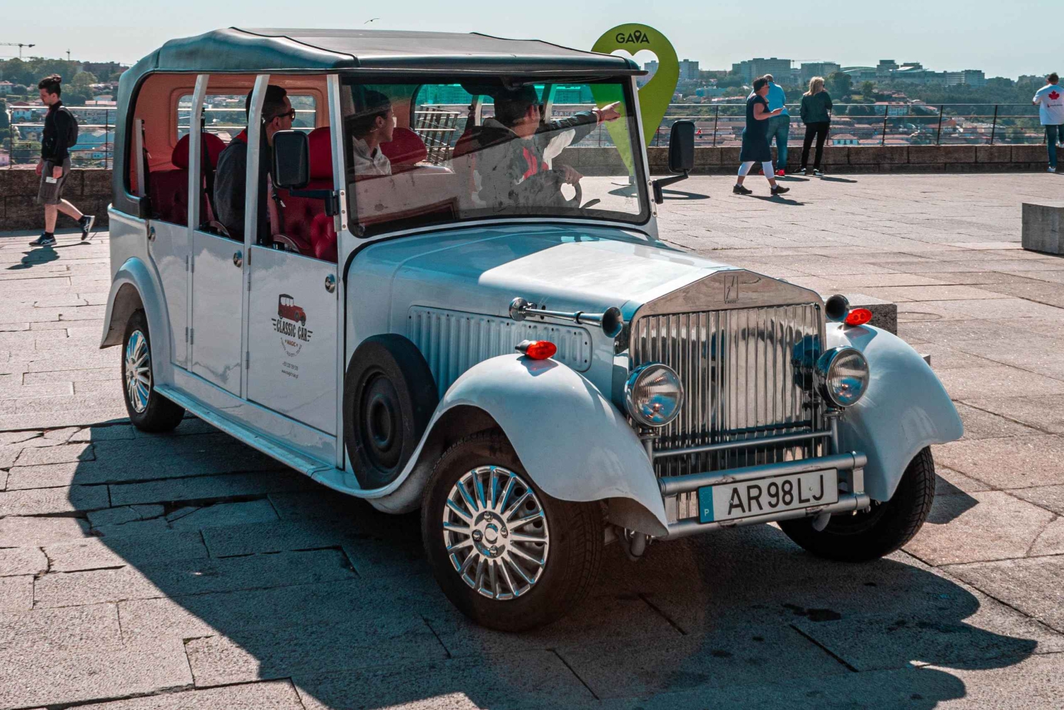 Porto: Byomvisning i miljøvennlig bil i sentrum