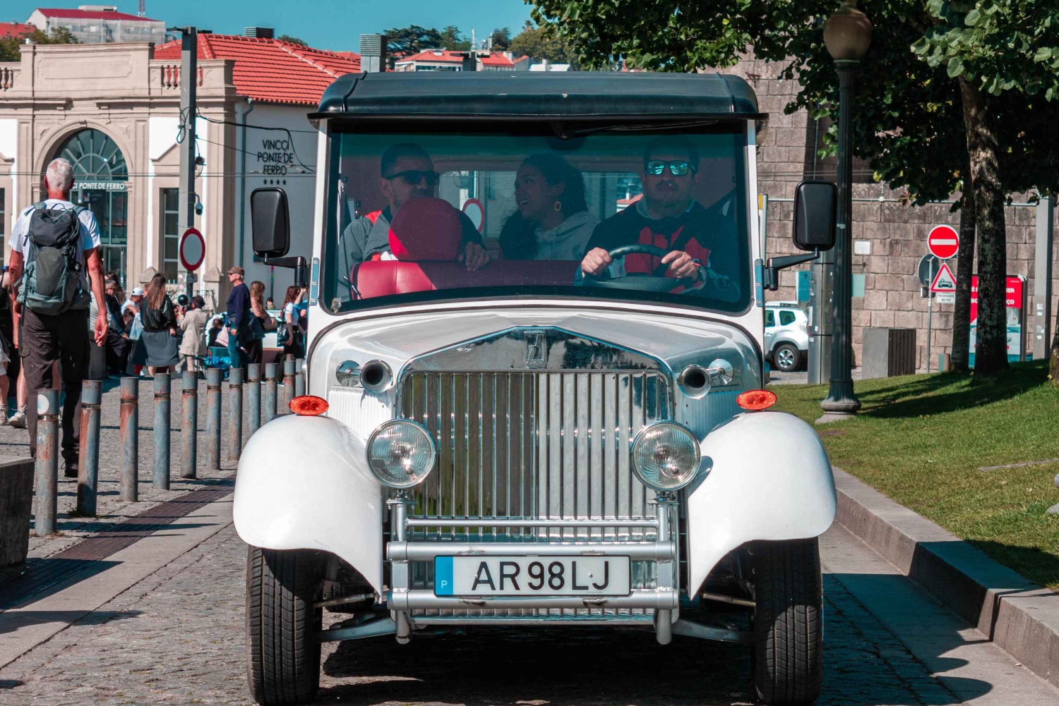 Porto: Byomvisning i miljøvennlig bil i sentrum