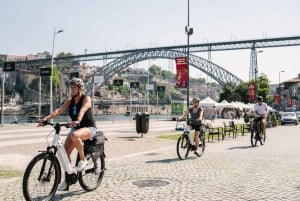 Porto: Highlights in 3 Stunden E-Bike Tour