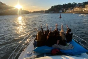 Porto : croisière dans la ville avec boisson de bienvenue, porto et option coucher de soleil
