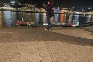 Porto: City Walking Tour with Snacks and Drinks