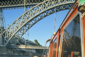 Porto: Klassische Bootsfahrt auf dem Douro