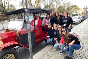 Tour Porto: Classic Car + A Toast with Port Wine