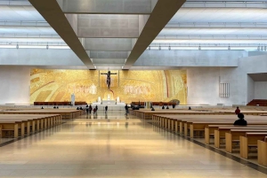 Porto: Tour privato completo al Santuario di Fatima