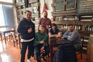 Porto: Craft Beer Tasting Tour paikallisten välipalojen kanssa
