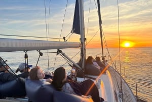 Porto : charmante croisière en voilier avec vin de Porto, option coucher de soleil