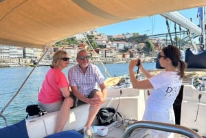 Porto : charmante croisière en voilier avec vin de Porto, option coucher de soleil