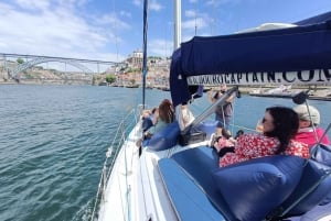 Porto : charmante croisière en voilier avec vin de Porto, option coucher de soleil