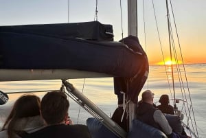Porto : charmante croisière en voilier avec vin de Porto, option coucher de soleil
