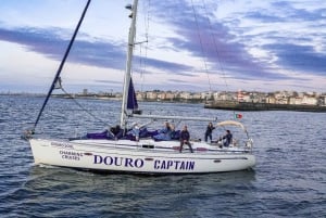 Porto : charmante croisière en voilier avec vin de Porto, option coucher de soleil