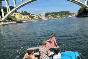 Porto: Douro River Cruise / velkomstdrink / med mulighed for solnedgang