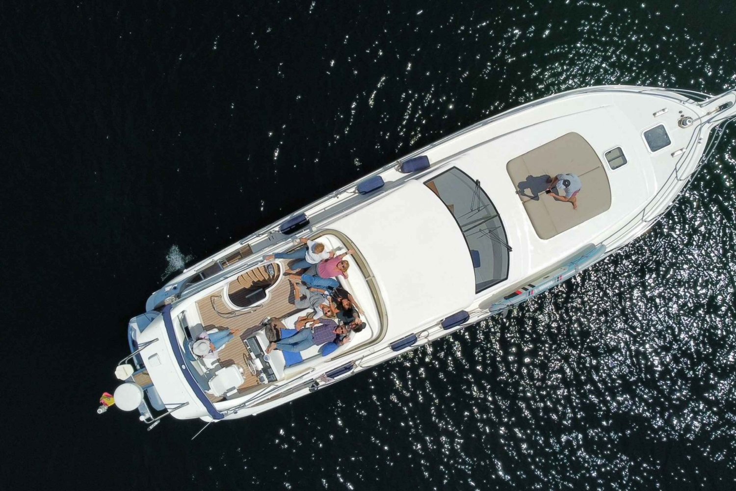 Porto: Douro-joen risteily tervetuliaisjuomalla ja välipaloilla.