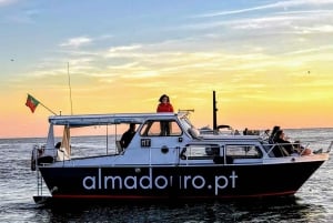 Porto : croisière privée 6 ponts et dégustation de vin de Porto/coucher de soleil
