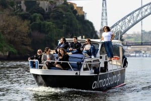 Porto : croisière privée 6 ponts et dégustation de vin de Porto/coucher de soleil