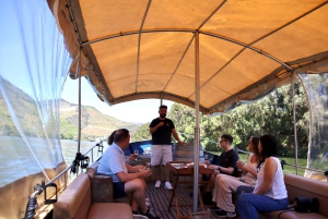 Porto: Dourovallei, 2 wijnhuizen, lunch & privéboottocht