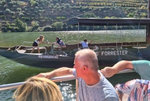 From Porto: 2 Wine Regions, Farm Lunch, and Boat Ride