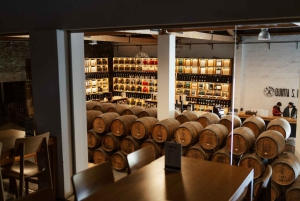 Porto: Tour della Valle del Douro con 2 cantine, pranzo e crociera