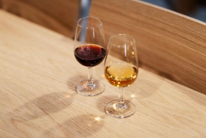 Porto: Tour della Valle del Douro con 2 cantine, pranzo e crociera