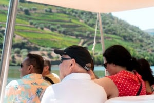 Porto: Wycieczka do doliny Douro z lunchem, rejsem wycieczkowym i degustacją