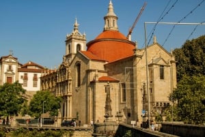 Porto: Visita ao Vale do Douro com almoço, provas e cruzeiro guiado