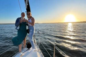 Porto : Best Exclusive Charming Sailboat Sunset (coucher de soleil en bateau à voile)