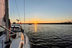Porto : Best Exclusive Charming Sailboat Sunset (coucher de soleil en bateau à voile)