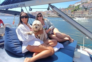 Porto: Eksklusivt selskap om bord på en sjarmerende seilbåt med drikke