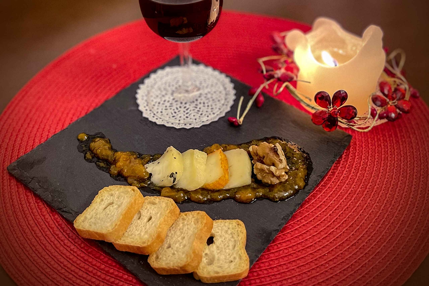 Oporto: concierto de fado con degustación de quesos y vino de Oporto