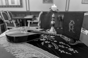 Oporto: concierto de fado con degustación de quesos y vino de Oporto