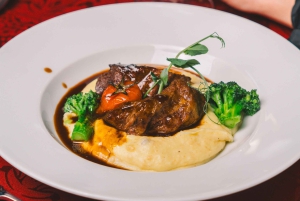 Porto: Fado Show & Dinner: A Night of Fado & Fine Dining