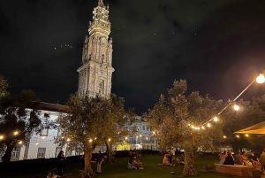 ポルト：伝統的なファドハウスでのディナー付きファドショー