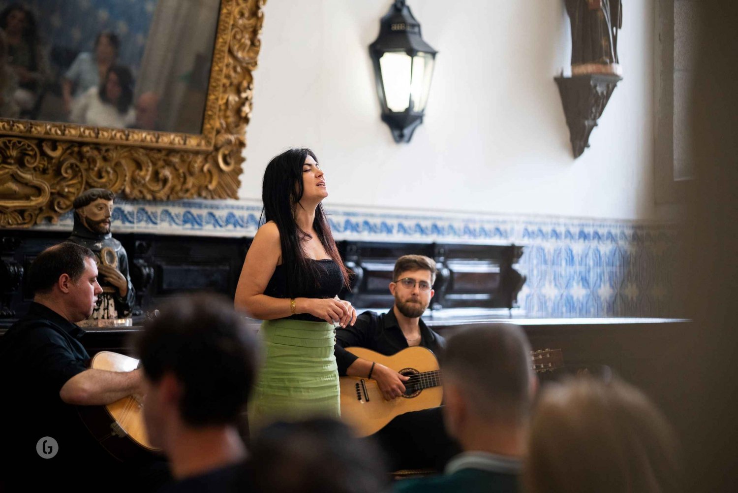 “Porto: Fado Show with Guided Tour in a Historic Monastery”