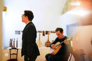 Porto: Fado & portwijn in een traditionele Portugese muziekwinkel