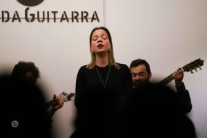 Porto: Fado & portwijn in een traditionele Portugese muziekwinkel