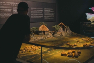 Porto: Fonseca Cellar Tour & 1 WOW Museum