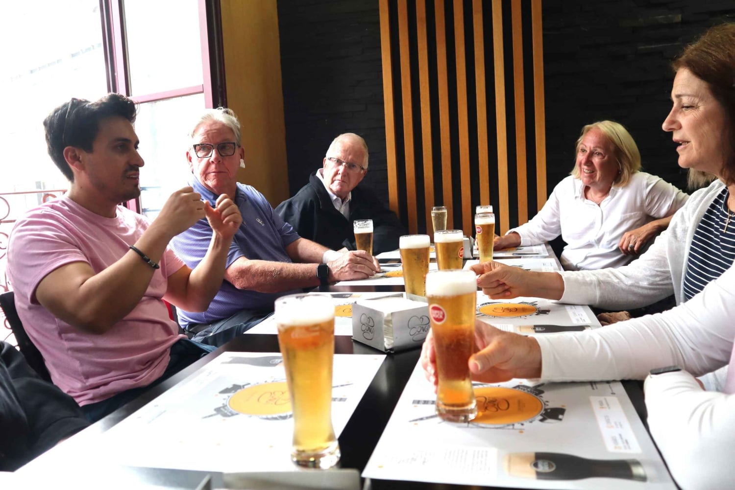 Porto: Wycieczka kulinarna i degustacja win po ukrytych skarbach