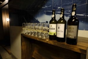 Geschmack von Porto: Die ultimative portugiesische Foodtour mit kompletter Mahlzeit