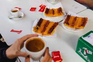 Porto: Food & Wine Tasting Walking Tour with Port Wine Cave