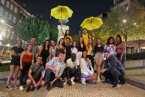 Porto: Kneipentour mit 7 Getränken, Spielen und VIP-Clubzugang