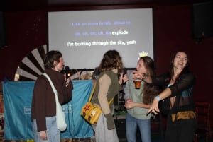 Porto: Kneipentour mit 7 Getränken, Spielen und VIP-Clubzugang